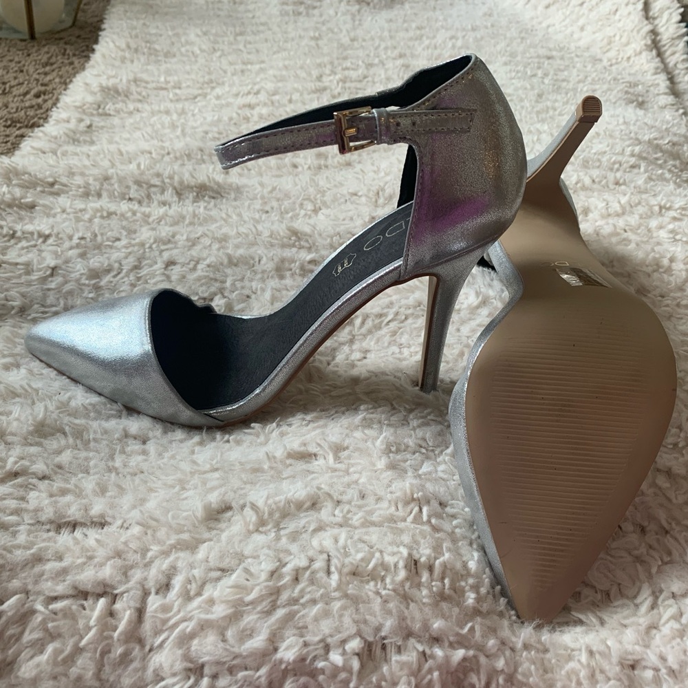 Aldo heels size 9